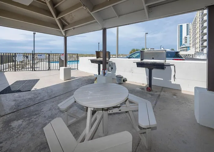 Island Winds East 301 Apartment *